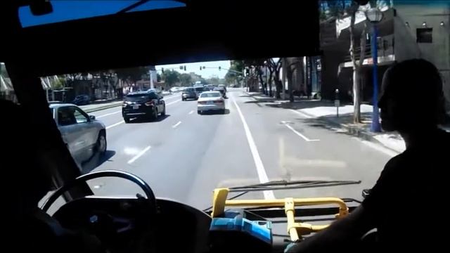 БЕВЕРЛИ ХИЛЛС НА АВТОБУСЕ И НА МАШИНЕ, почувствуйте разницу =) смотреть онлайн