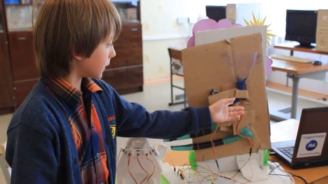 Boteon robotics challenge 2017, команда Технороботы, проект РобоВолкоЯйцелов Покров смотреть онлайн