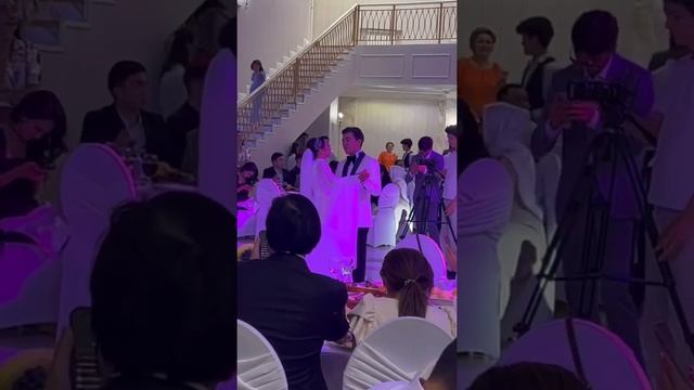 #димаш 迪玛希Dimash attends friend @baikazakh_ Wedding Highlights Collection 14.07.2022 （part.1） смотреть онлайн