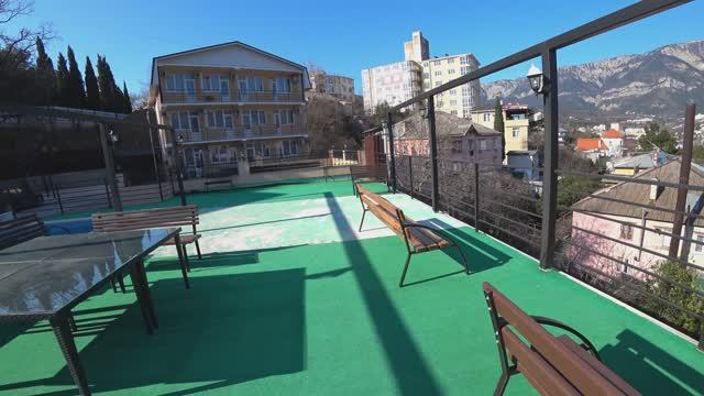 Один из отелей в Ялте 2025 смотреть онлайн