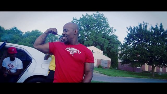 South Side Douggie ft. ILLA da Great “On The Line” directed by @BdaShooter смотреть онлайн