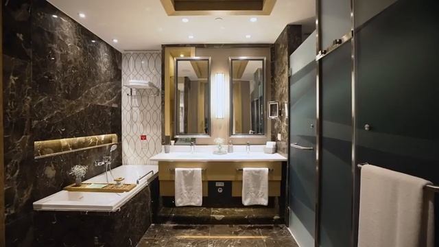 Jade room partial sea view в Регнум Карайя смотреть онлайн