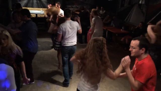 Ксенія&Андрій Сальса вечірка в пабі Люфт смотреть онлайн