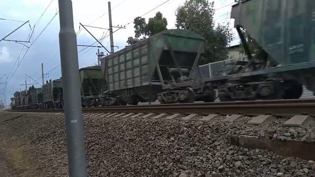 ЭЛЕКТРОВОЗ 2ЭС4К-139 С ГРУЗОВЫМ СОСТАВОМ смотреть онлайн