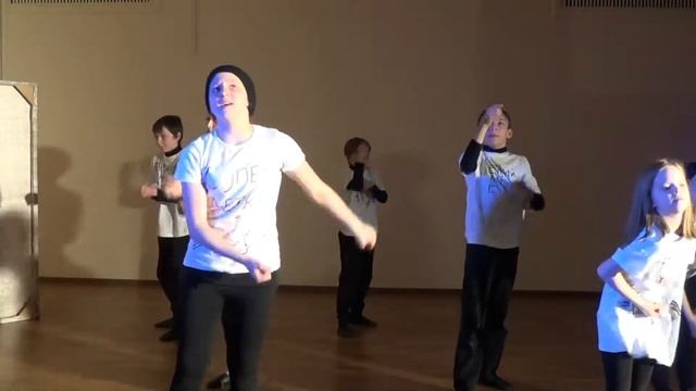 Божественная комедия (17 мая), ч. 1 смотреть онлайн