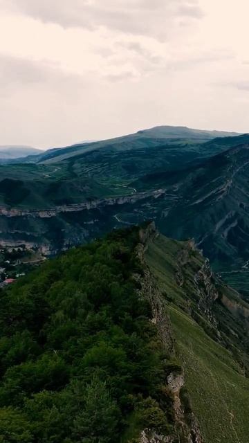 Гуниб гранитная твердыня.Республика Дагестан Губский район смотреть онлайн