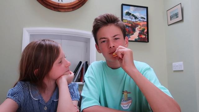 Пробуем Американские Сладости в Лондоне смотреть онлайн