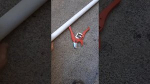 как защитить шланги от перетирания