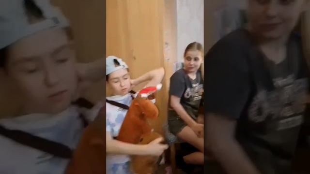 Я же мать и её ребёнок на маникюре 1 часть 1 сезон) смотреть онлайн
