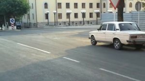 утро в Степанакерте.