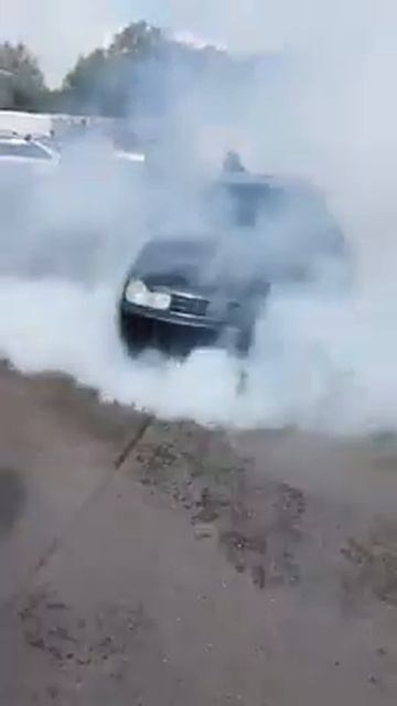 Mk4 1.8T Burnout смотреть онлайн