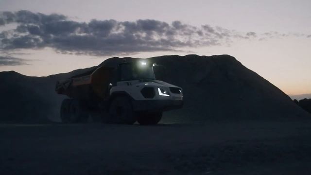 Liebherr - Digital World Premiere Of The New TA 230 Litronic