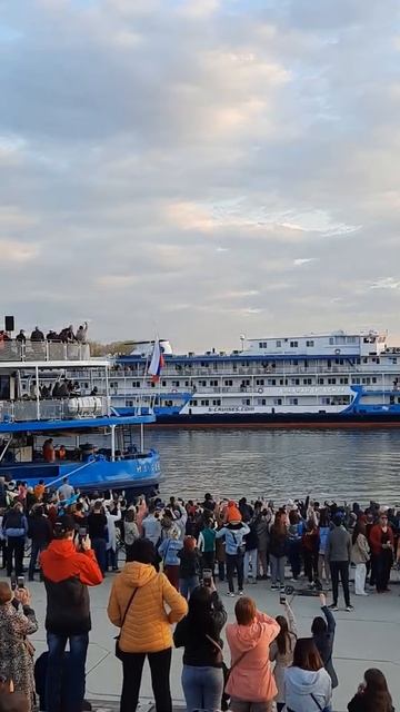 Уфа,отплывают лайнеры) смотреть онлайн