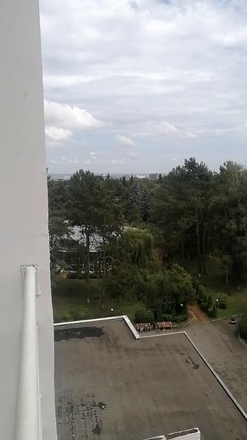 Вид с балкона санатории "Грушевая роща" г. Нальчик, Кабардино-Балкария. смотреть онлайн