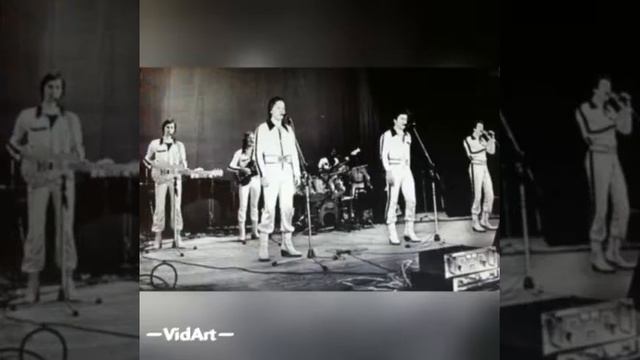 ОСЕННЯЯ ДИСКОТЕКА смотреть онлайн