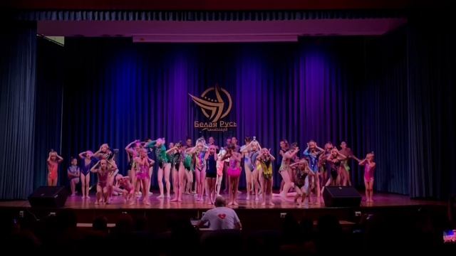 Выступление гимнасток для наших любимых отдыхающих! 😍 смотреть онлайн