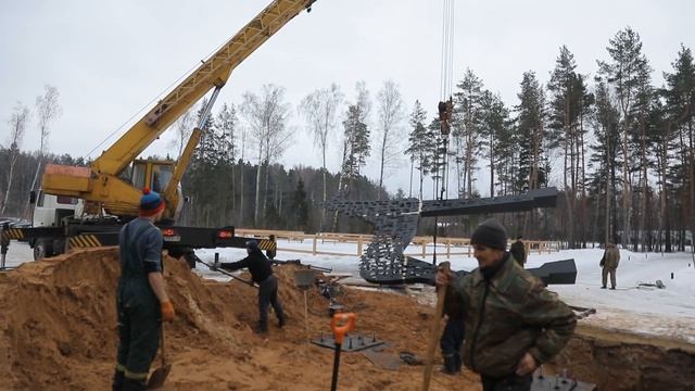 КСК "ПИРогово". Установка железного коня. смотреть онлайн