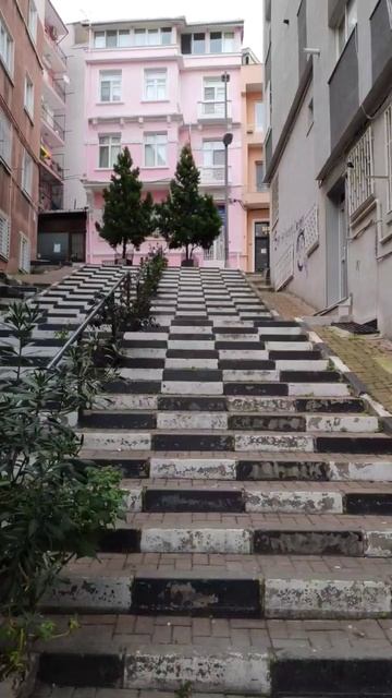 Тяжёлые Будни В Стамбуле #shorts смотреть онлайн