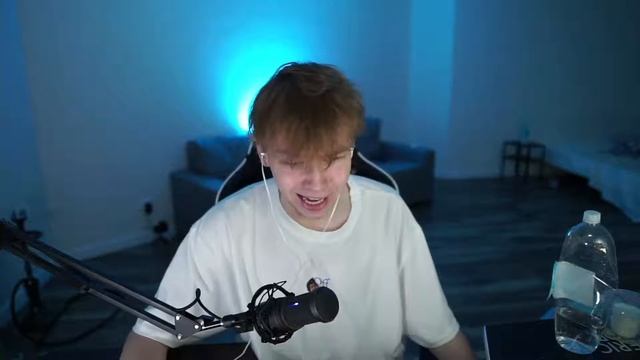 Строго поет для Гаечки | #gaechkatm #twitch #strogo