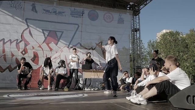 Round 3 ↔ Hip Hop Pro 1х1 ↔ 1'4 ↔ Дух Времени 2019 ↔ Муринский Парк ↔ 01.09.2019 смотреть онлайн