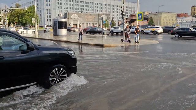 Летний дождь в Москве смотреть онлайн