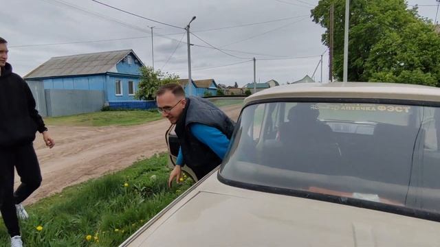 Москвич 412 стоял 8 лет. 1 хозяин. Пробег 46000км