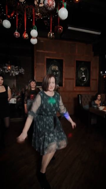 Успейте забронировать горячую дату на новогодний корпоратив 🔥🎙️🎉 #ведущий #актёр #АлексейЗаседко смотреть онлайн