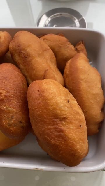 Пирожки с картошкой и с куриной печенью и в тесте секретный ингредиент . Скоро на моем канале будет