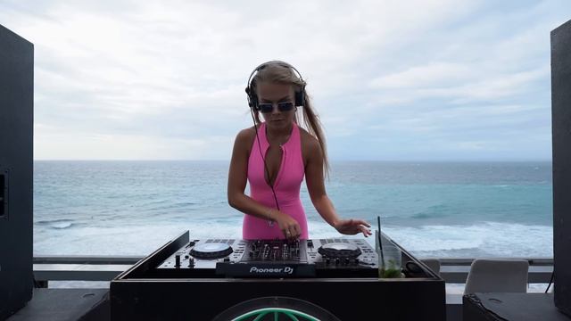 IAMMARIE – Live DJ Set from Bali смотреть онлайн