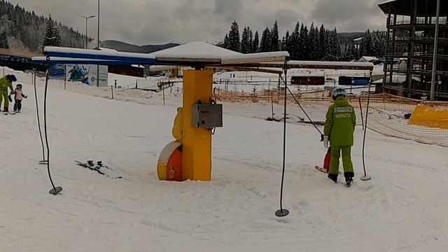 Первый раз на горных лыжах...г. Буковель 2016г. смотреть онлайн