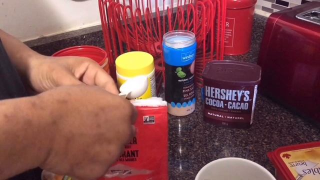 KETO CHOCOLATE PUMPKIN SPICE MUG CAKE смотреть онлайн