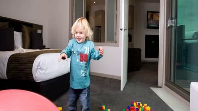 Кресвик - Novotel Forest Resort Creswick категория 4+ смотреть онлайн