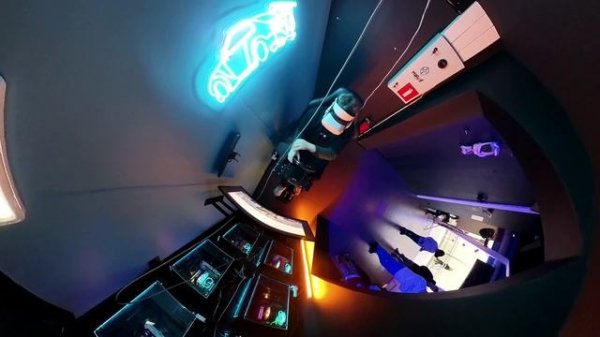 MIR VR в ТРК "Родео Драйв"