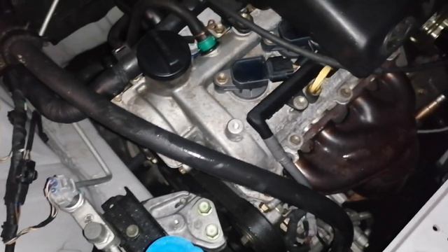 Купили машину, меняем на машине фильтра и масло. смотреть онлайн