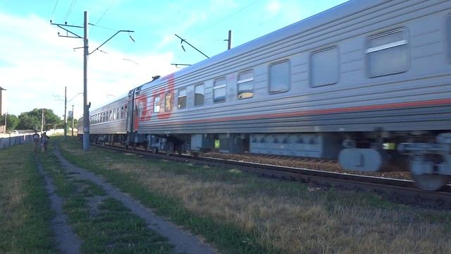 ЭП1М-600 с поездом №160 Имеретинский Курорт — Санкт-Петербург. FIFA. смотреть онлайн