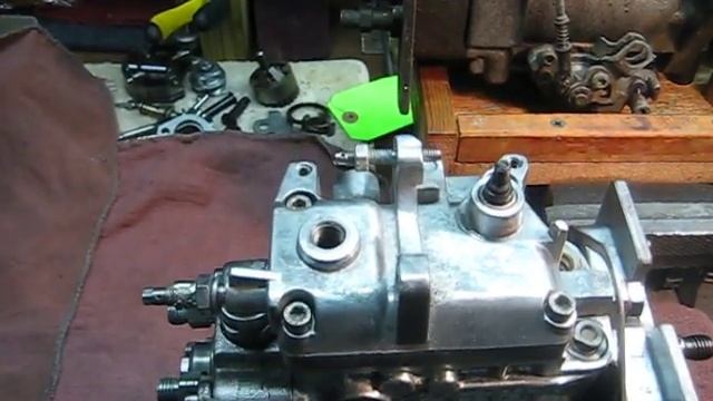 Adjusting Fuel Enrichment Screw VW Bosch VE injection pumps смотреть онлайн