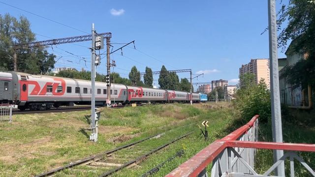 Электровоз ЭП1М-549 С поездом №271С Анапа-Самара смотреть онлайн