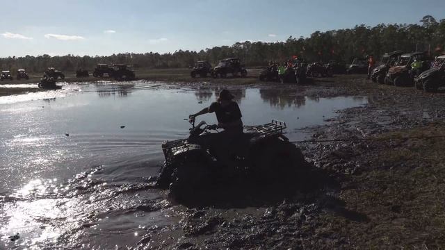 Fun in the MUD! Redneck Mud Park 2022 смотреть онлайн