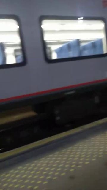 Поезд Ласточка смотреть онлайн