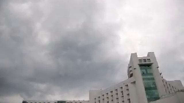 Святкове запускання кульок в Rixos Prykarpattya смотреть онлайн