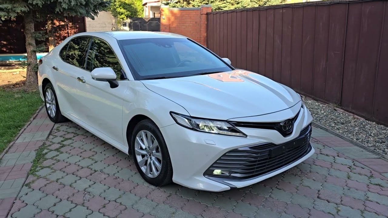Toyota Camry 2.5 2019 года с кожаным салоном: обзор авто смотреть онлайн