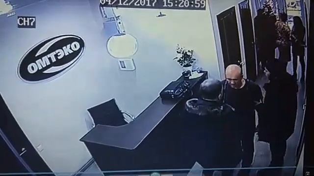 Вахтовик подрался с директором смотреть онлайн