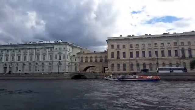 Прогулка По Питеру смотреть онлайн