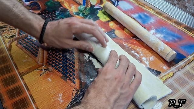 👌СУПЕР ПРОСТОЙ РЕЦЕПТ👌РУЛЕТ СО ШПИНАТОМ И СЫРОМ/ВКУСНЕЙШИЙ ПЕРЕКУС ИЛИ ЗАКУСКА🤗#рулет #шпинат #сыр смотреть онлайн