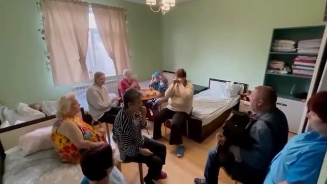 Пансионат для пожилых Долгая жизнь смотреть онлайн