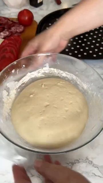 Самая вкусная пицца 🍕#shorts #reels #пицца смотреть онлайн