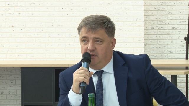 Развитие агро-проектных кластеров в школах курорта обсудили на семинаре смотреть онлайн