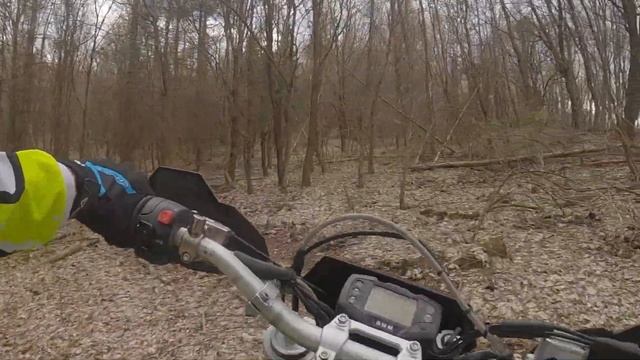 ENDURO - SWM RS 500 - Fire in the forest :) смотреть онлайн