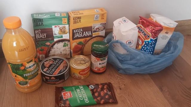Помощь в Польше от фонта Caritas смотреть онлайн