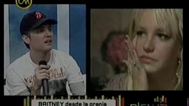Club Sónico Britney buscando a Obama смотреть онлайн
